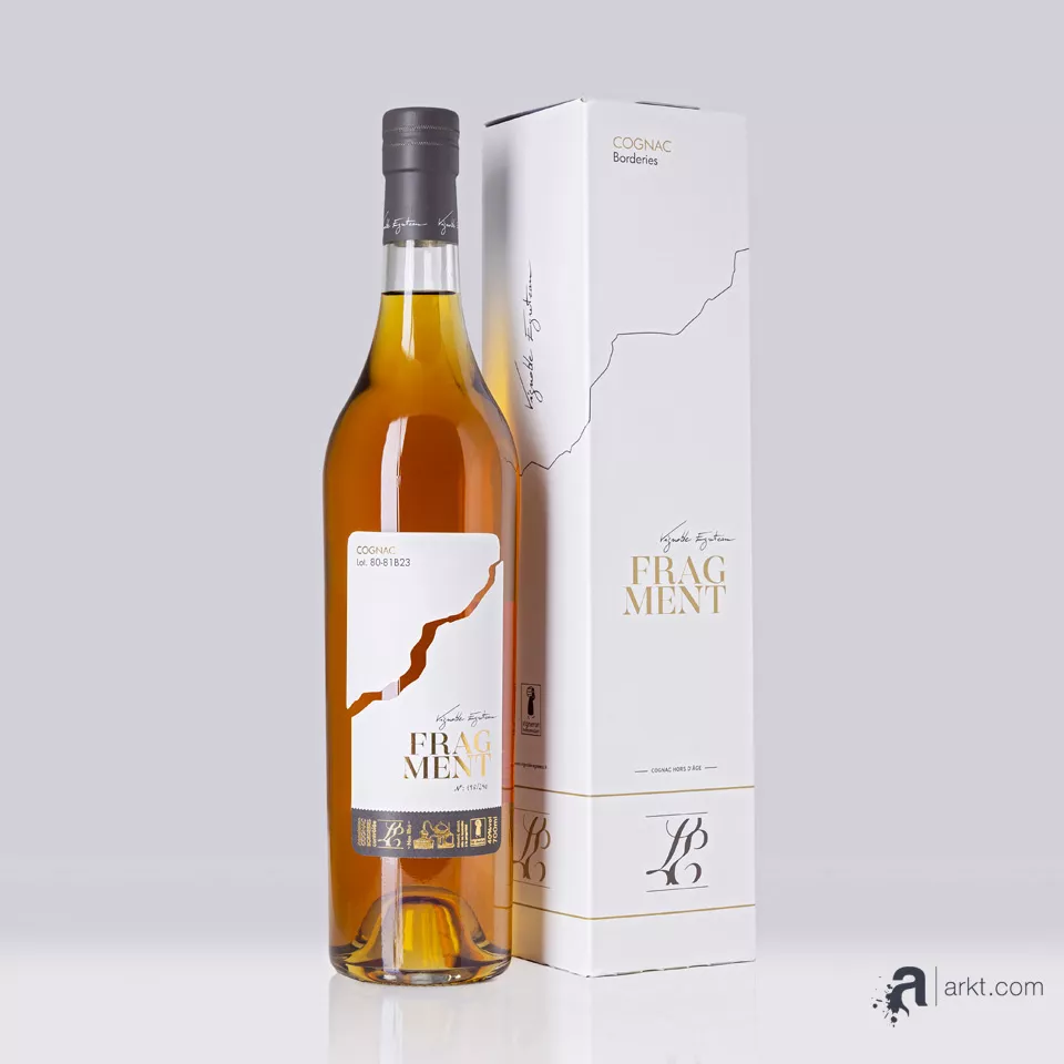 Étiquette et packaging du cognac Fragment, Vignoble Egreteau, par arkt.com